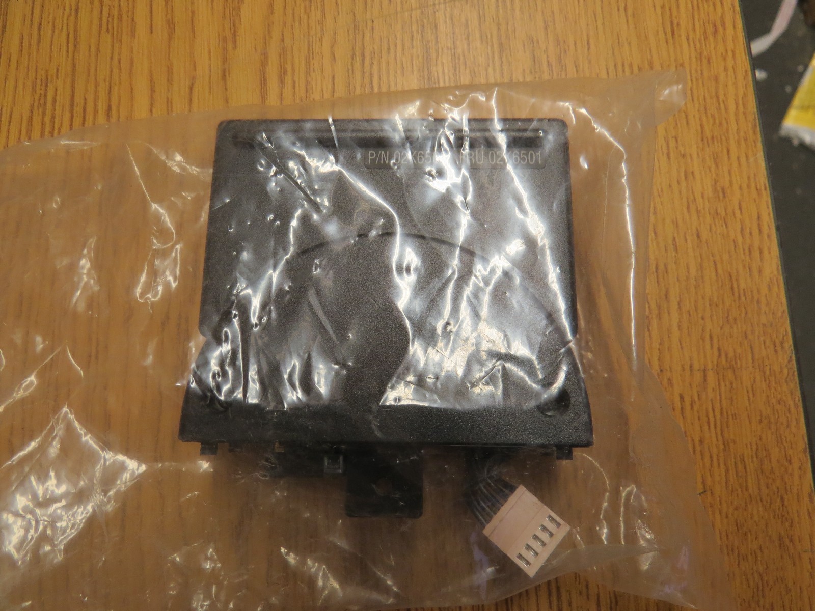 IBM / Lenovo 02K6501 Akkuladegerät-Adapter für 600 usw.