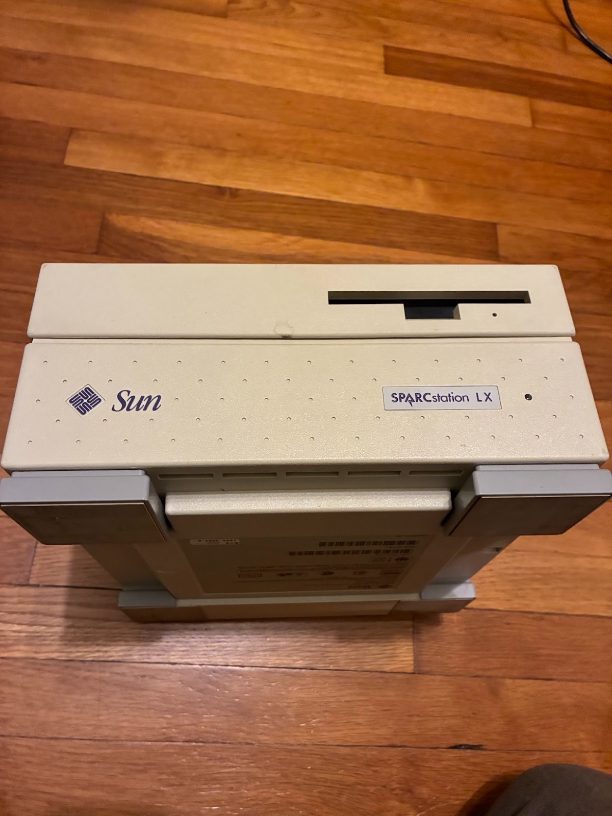 Sun Microsystems SPARCstation LX, vintage, for parts, HDD removed