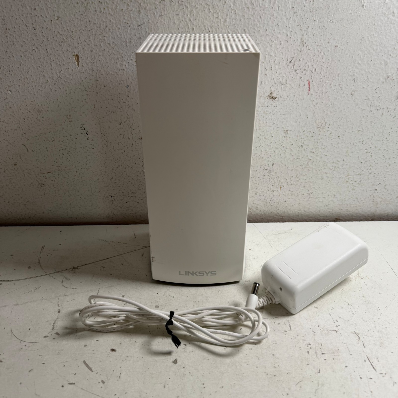 Linksys Velop MX5300 White Wireless USB 3.0 Tri-Band Wi-Fi 6 Mesh Router
