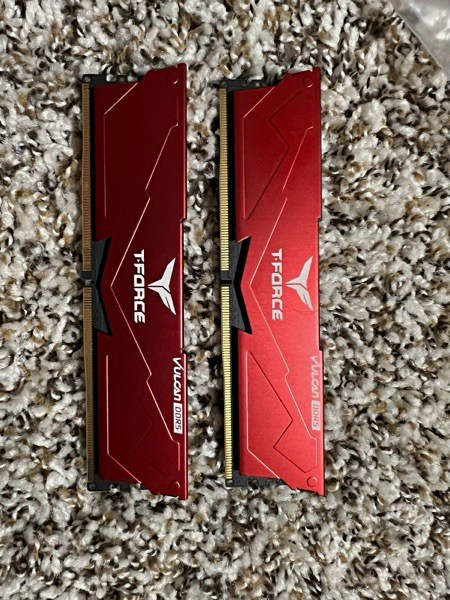 TeamGroup T-FORCE Vulcan DDR5 32GB (2x16GB) 6000MHz DIMM RAM Kit