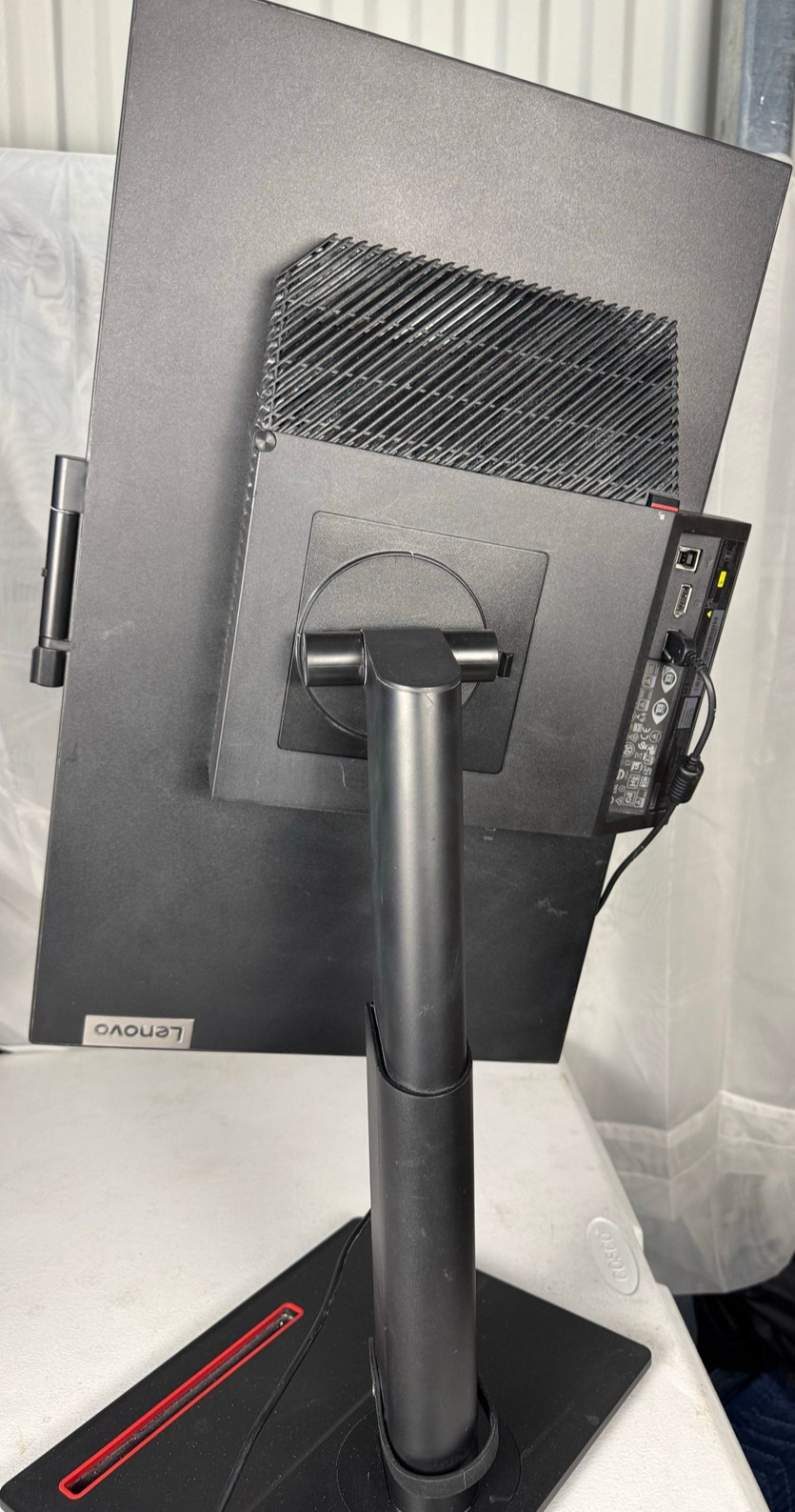 Lenovo ThinkCentre Tiny-in-One 24 Gen 4 Monitor A20TIO24