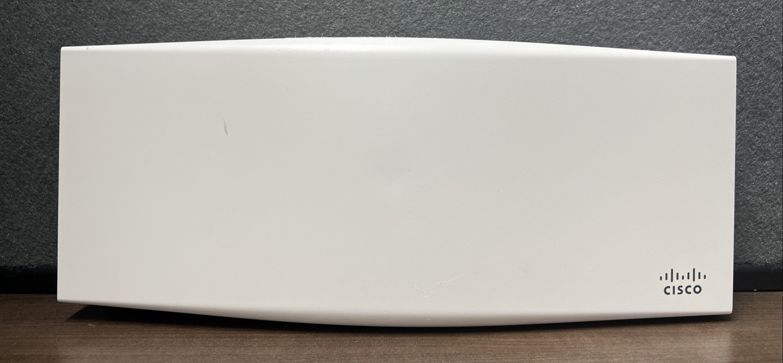 Cisco Meraki MR45-HW Wireless Access Point with Bracket, Unclaimed