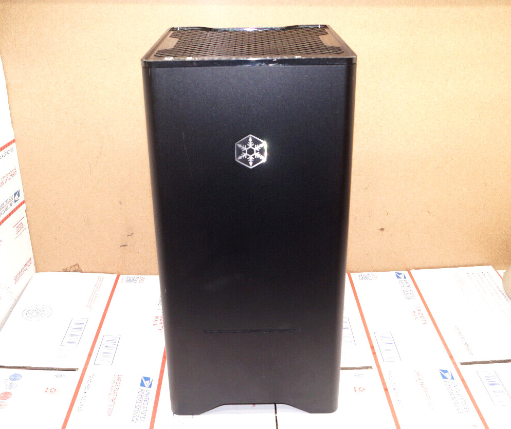 SilverStone Fortress Series FT03B Black Aluminum Micro ATX Computer Case W/ Fan