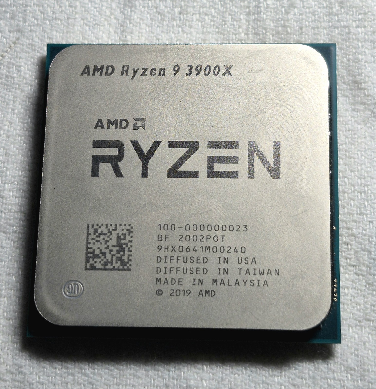AMD Ryzen 9 3900X 12-Core 3.8GHz Socket AM4 CPU Processor 