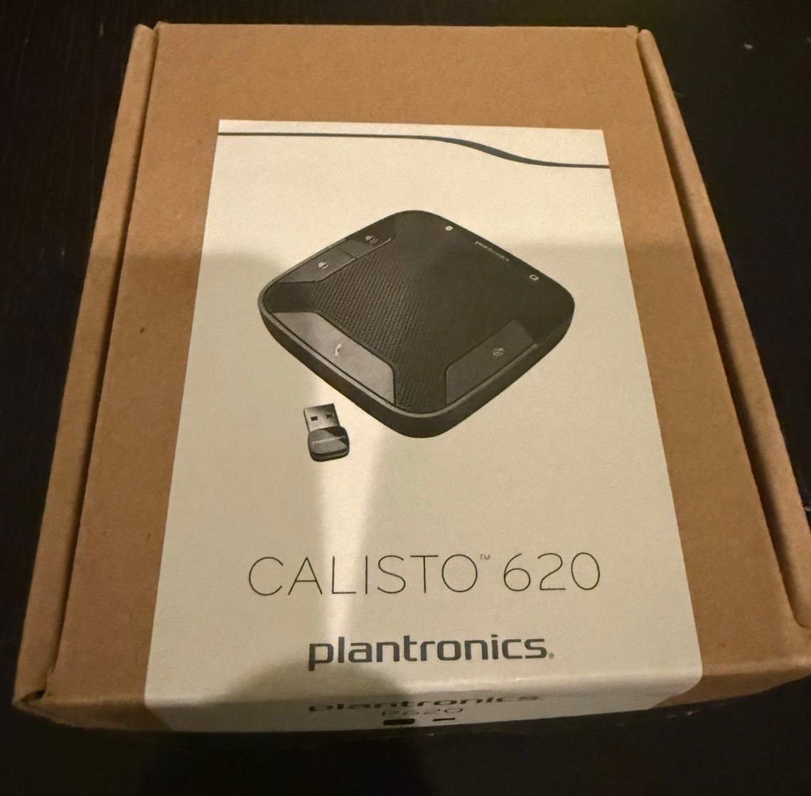 CALISTO 620 Plantronics Bluetooth Speakerphone Never used, open box Incl charger