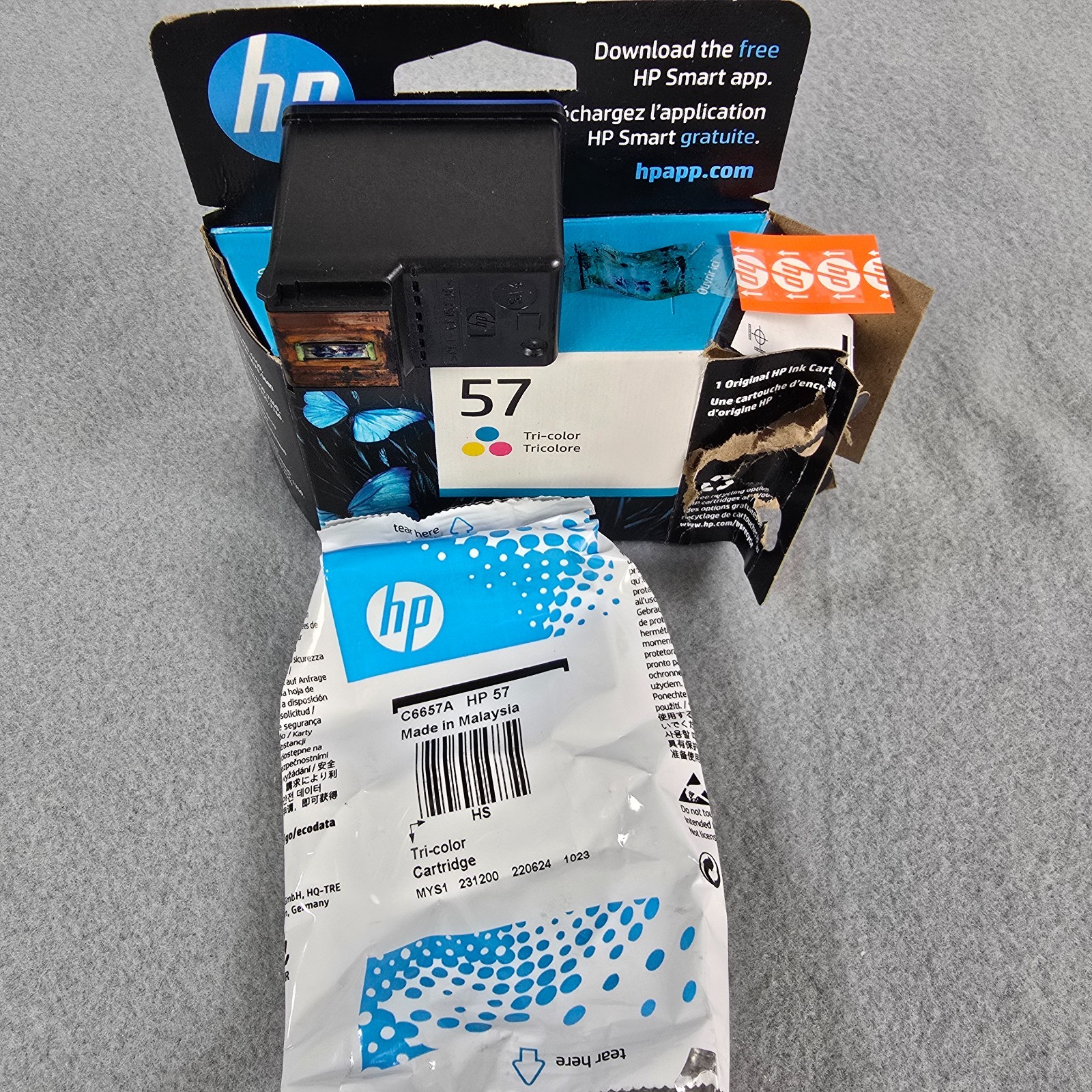 Genuine HP 56 57 Black & Tri-Color Inkjet Ink Cartridges Lot of 2 C6656A C6657A