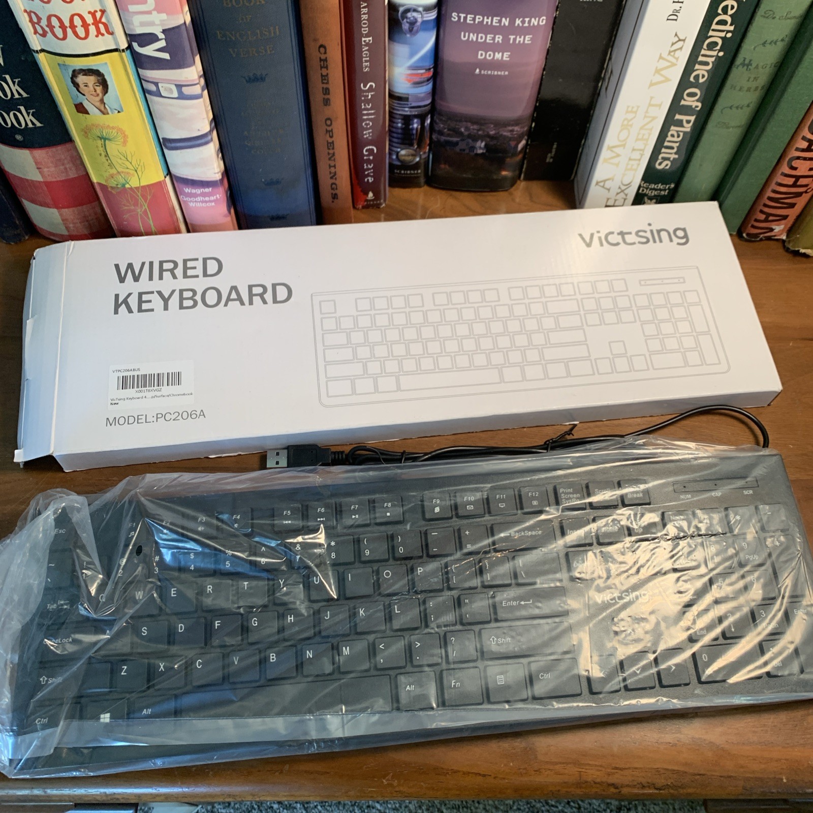  Victsing Wired Keyboard Model: PC206A Black Brand New 