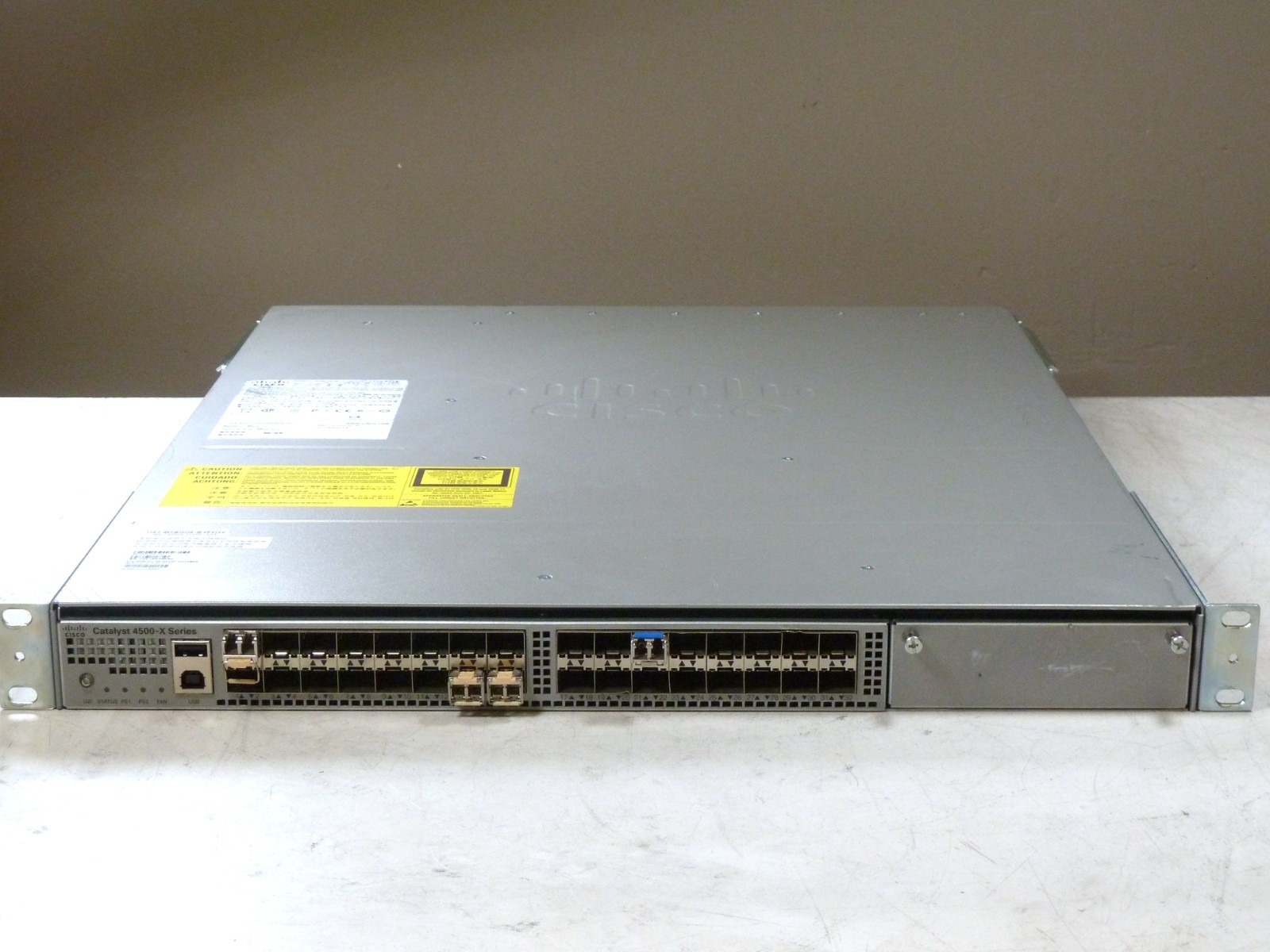 Cisco Catalyst 4500 32-Port 10GE SFP+ Switch WS-C4500X-32SFP+ RESET RECONFIGURED