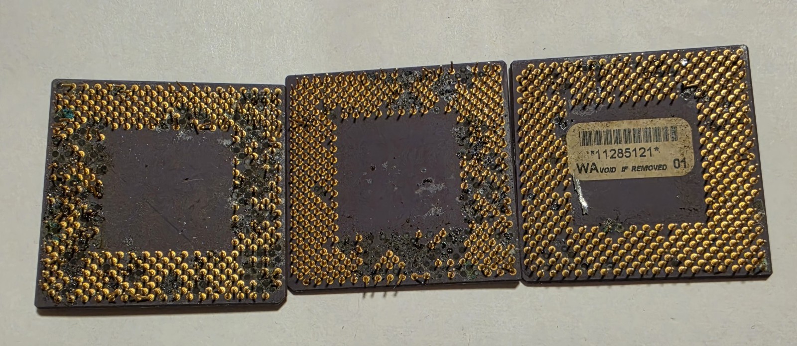 3x AMD Ceramic CPU Processor Gold Pin PGA Lot – Duron – Scrap Gold Recovery