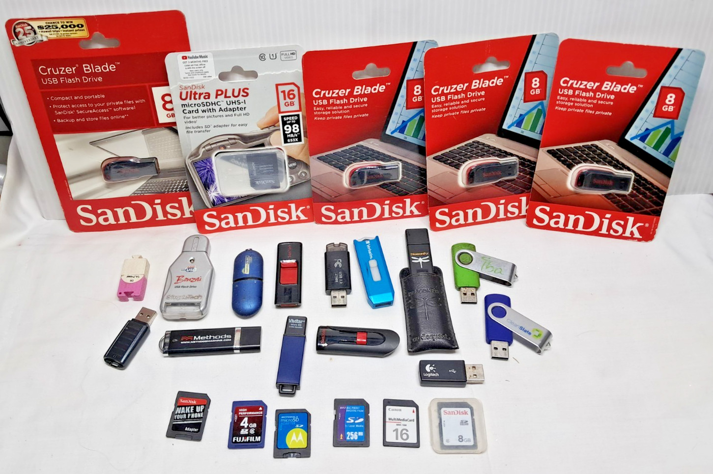 LOT OF 25 SanDisk Memory Cards Plus other branded flash drives new / used