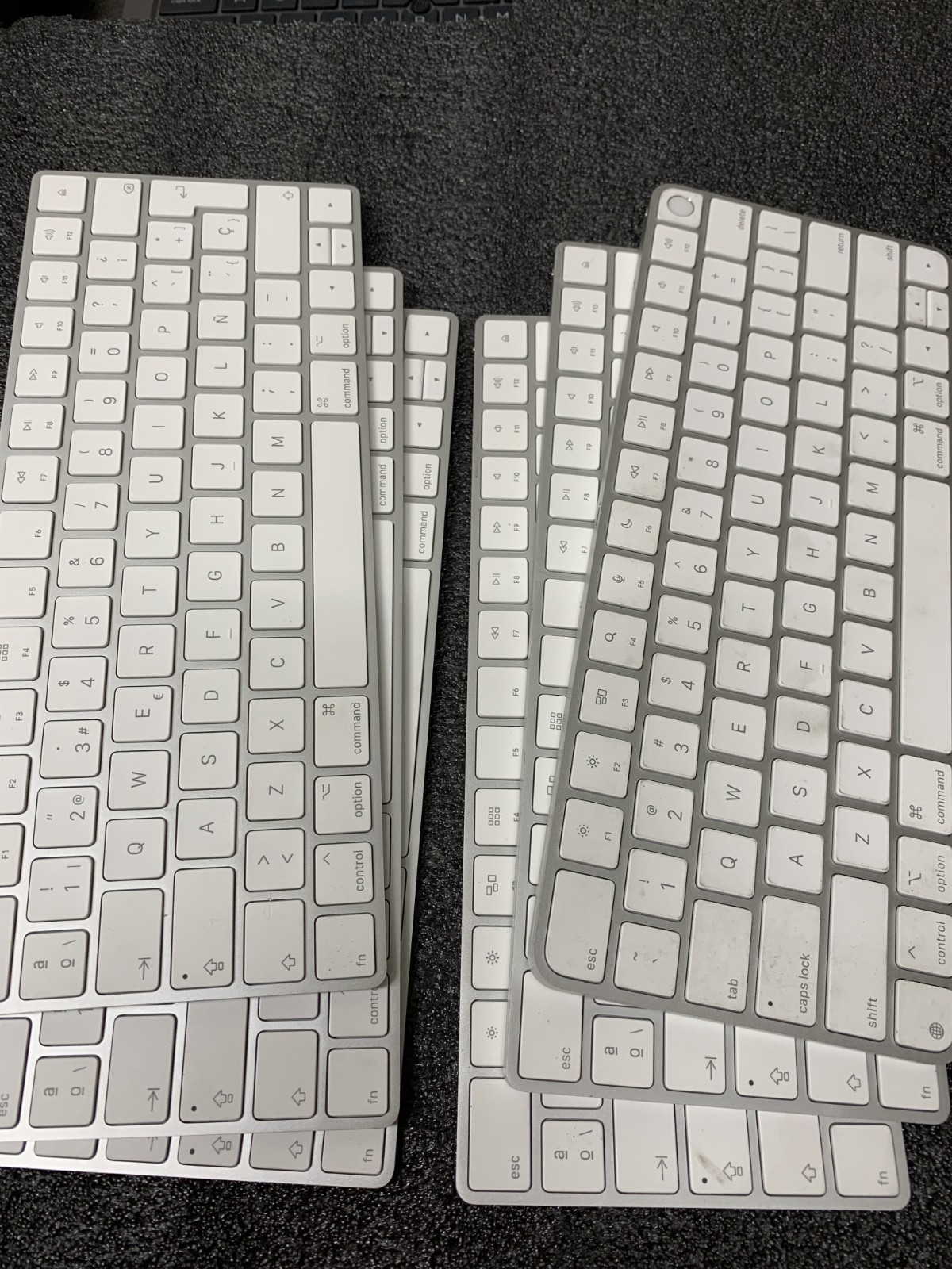 Lot 6  Apple Magic Keyboard A1644/A3118-NOT  TESTED