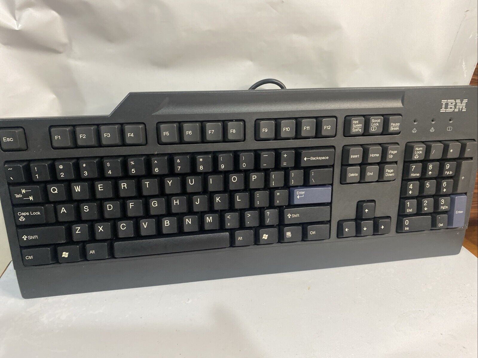 Black IBM Keyboard Model KB-0225. No Box. No Plastic Cover. E11