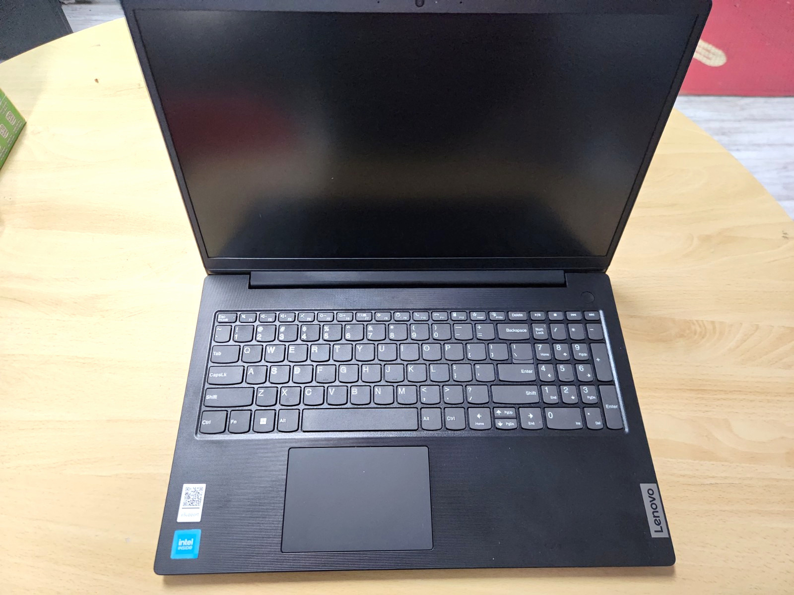 Lenovo 15.6" V15 G2 IJL Laptop I5
