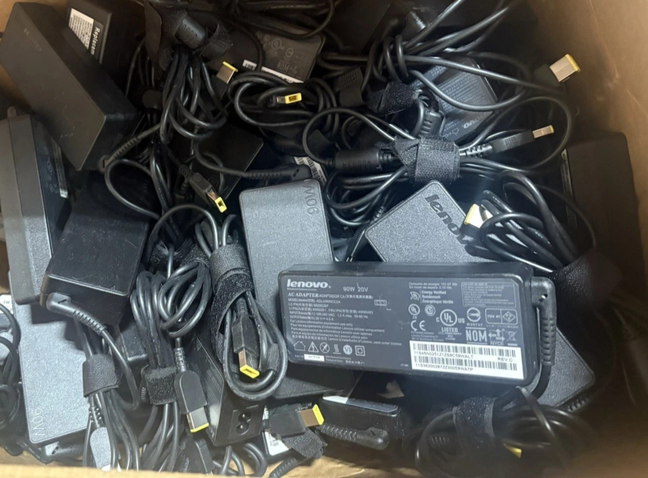 Lot Of 10  LENOVO ADLX90NCC2A 20V 4.5A 90W Genuine Original AC Power Adapter