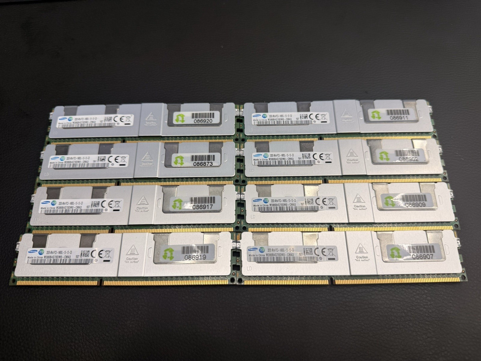 SAMSUNG 256GB (8X 32GB) DDR3 PC3-14900L M386B4G70DM0-CMA3 SERVER MEMORY