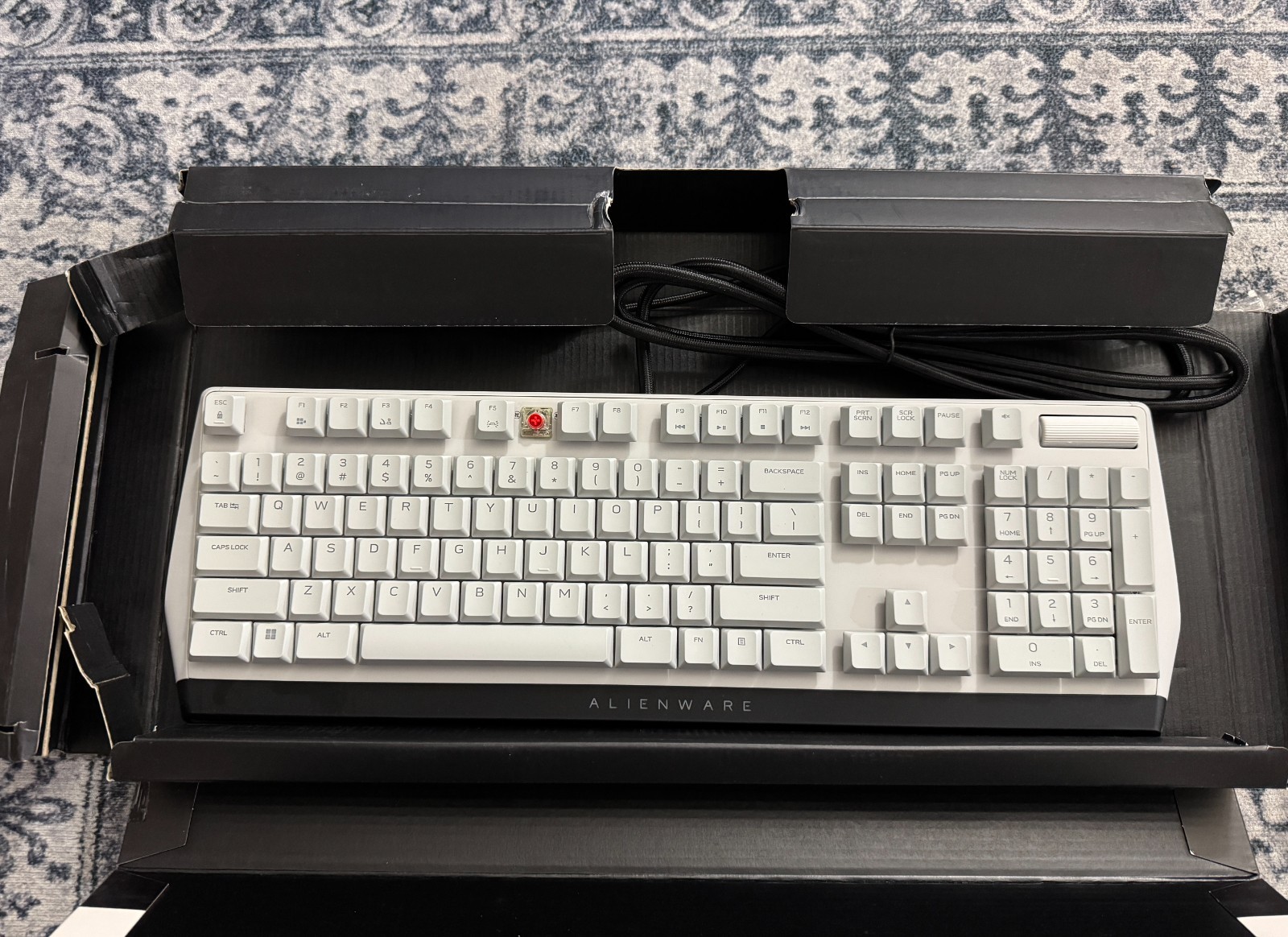 Alienware AW510K RGB Mechanical Gaming Keyboard - Lunar Light