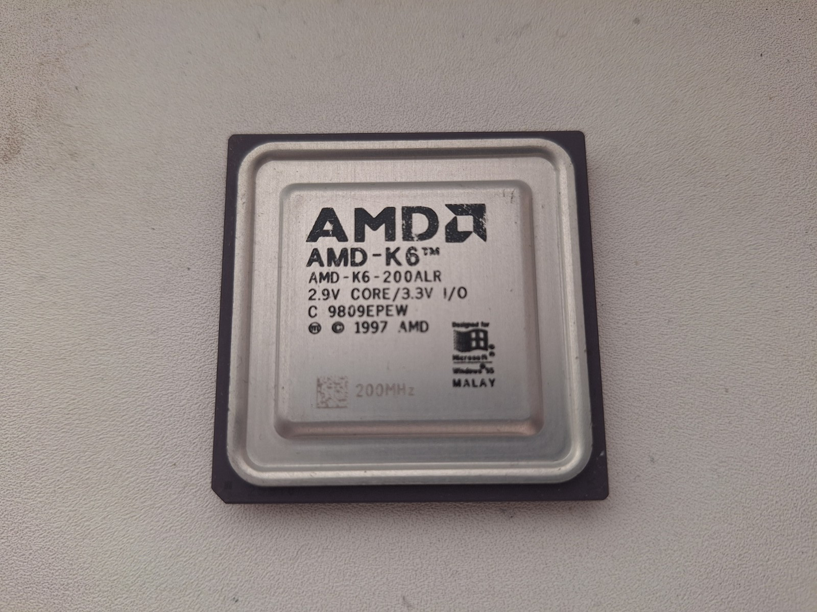 AMD K6 166 200 233 266 classic AMD K6 Vintage CPU, GOLD