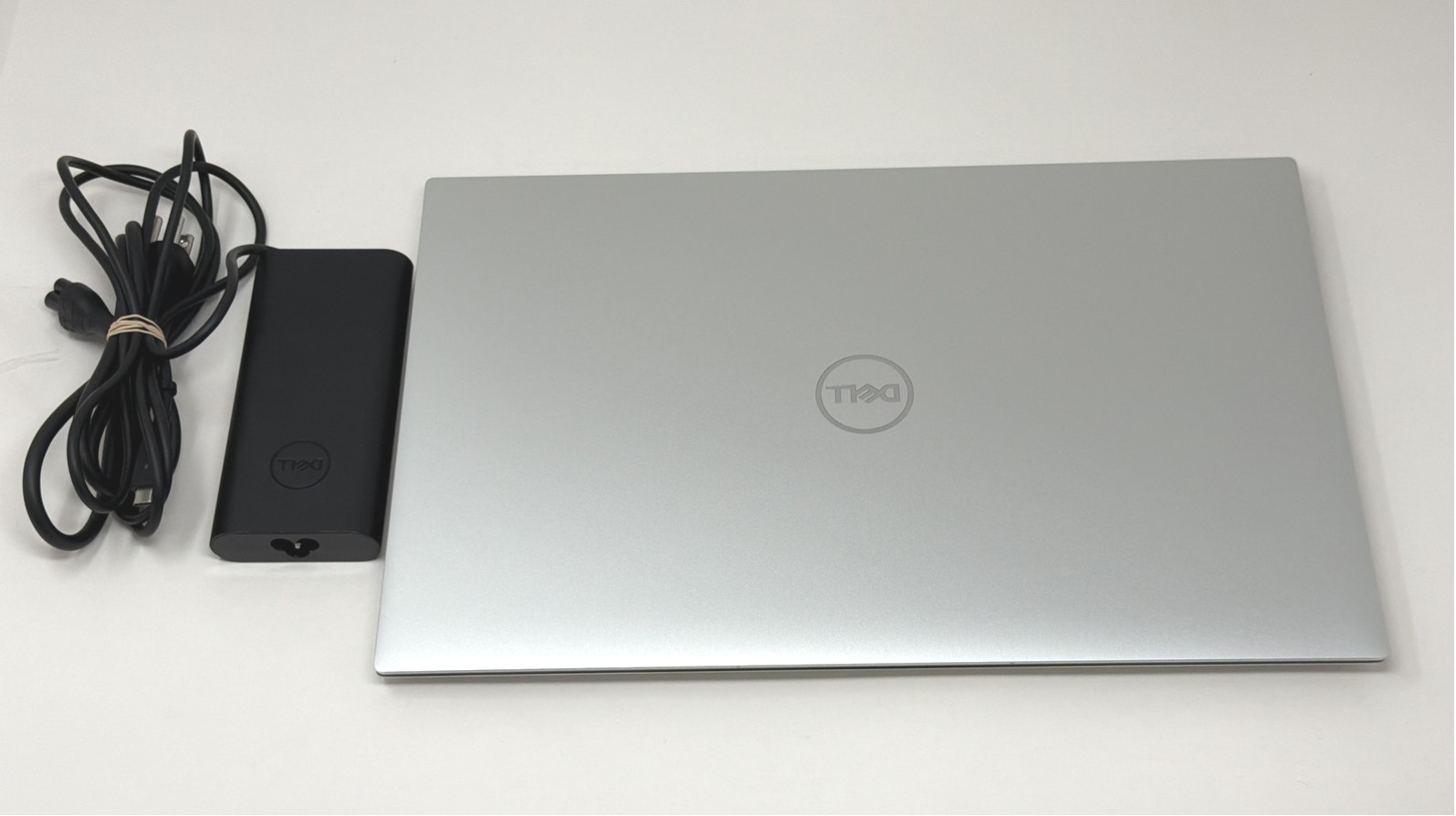 Dell XPS 17 9720 12th Gen Core i7 512GB SSD 32GB RAM 4GB GPU 17in Excellent