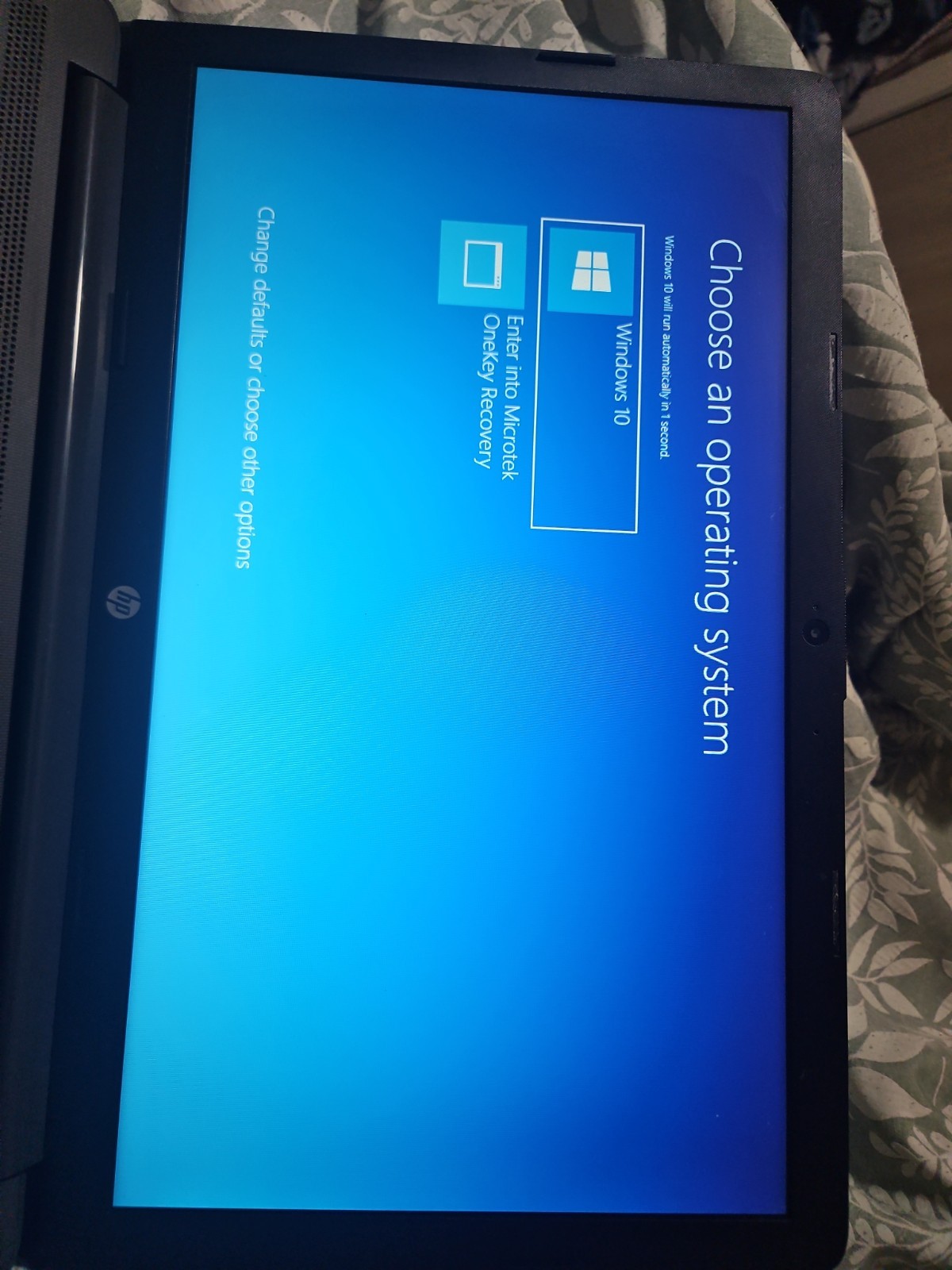 HP 255 G7 Laptop 15.6" AMD Ryzen 3-2200U, 128GB SSD, 8GB DDR4, Gray