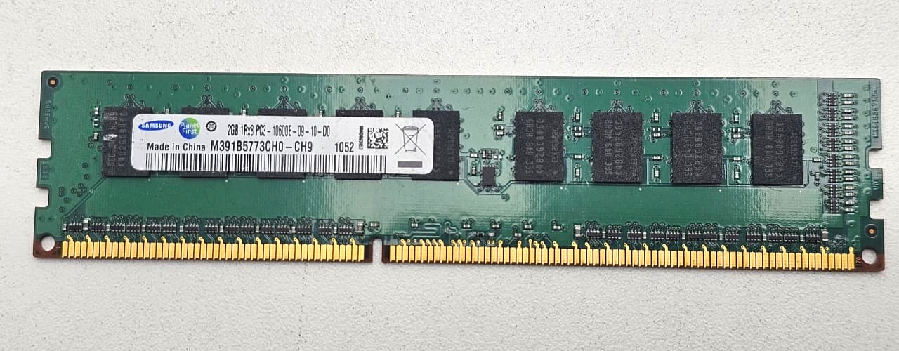 Samsung 2GB RAM 1Rx8 PC3-10600E-09-10-D0 M39B5K773CH0-CH9 Made in China