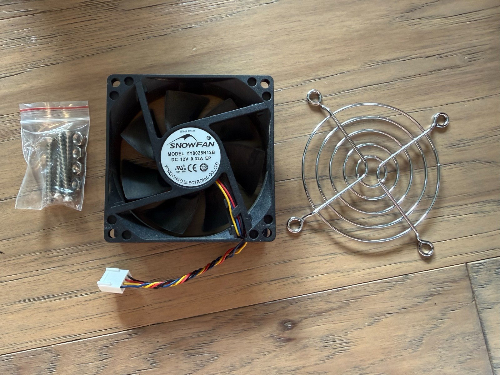 Goldshell Miner Mini Doge CK/HS/KD/LB BOX DC 12V 4pin 0.32 Amp
