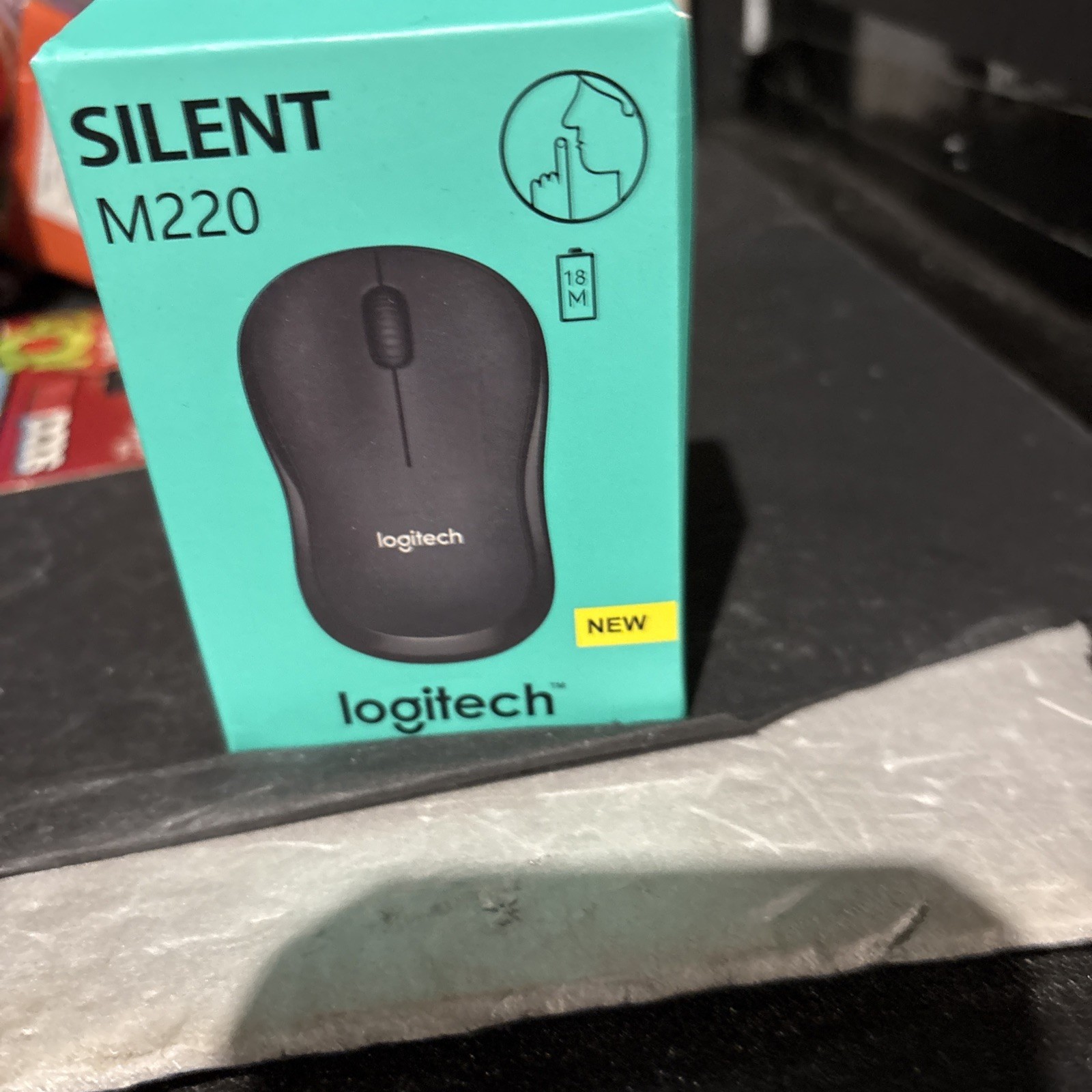 Logitech M220 Wireless Ambidextrous Mouse - Graphite (910-006127)