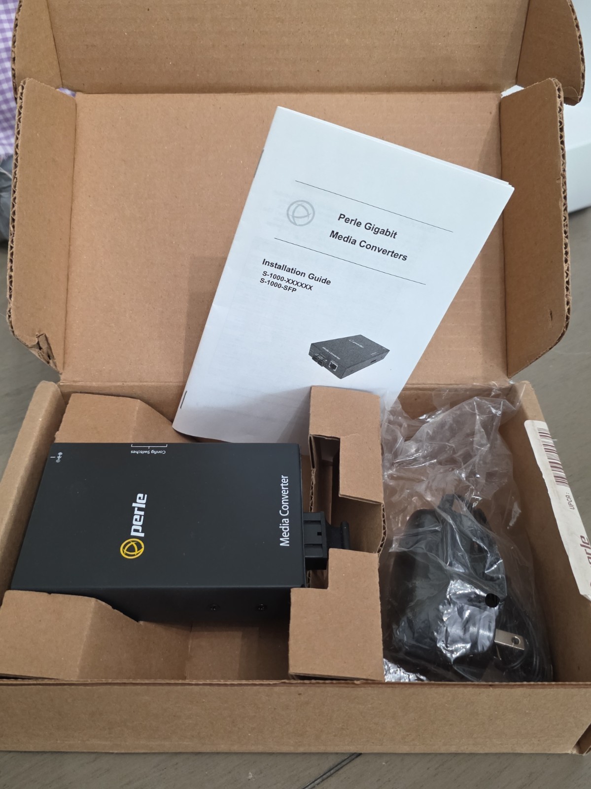 Perle 05050034 S-1000-S2SC10 Media Converter 10/100/1000Base-T New Open Box