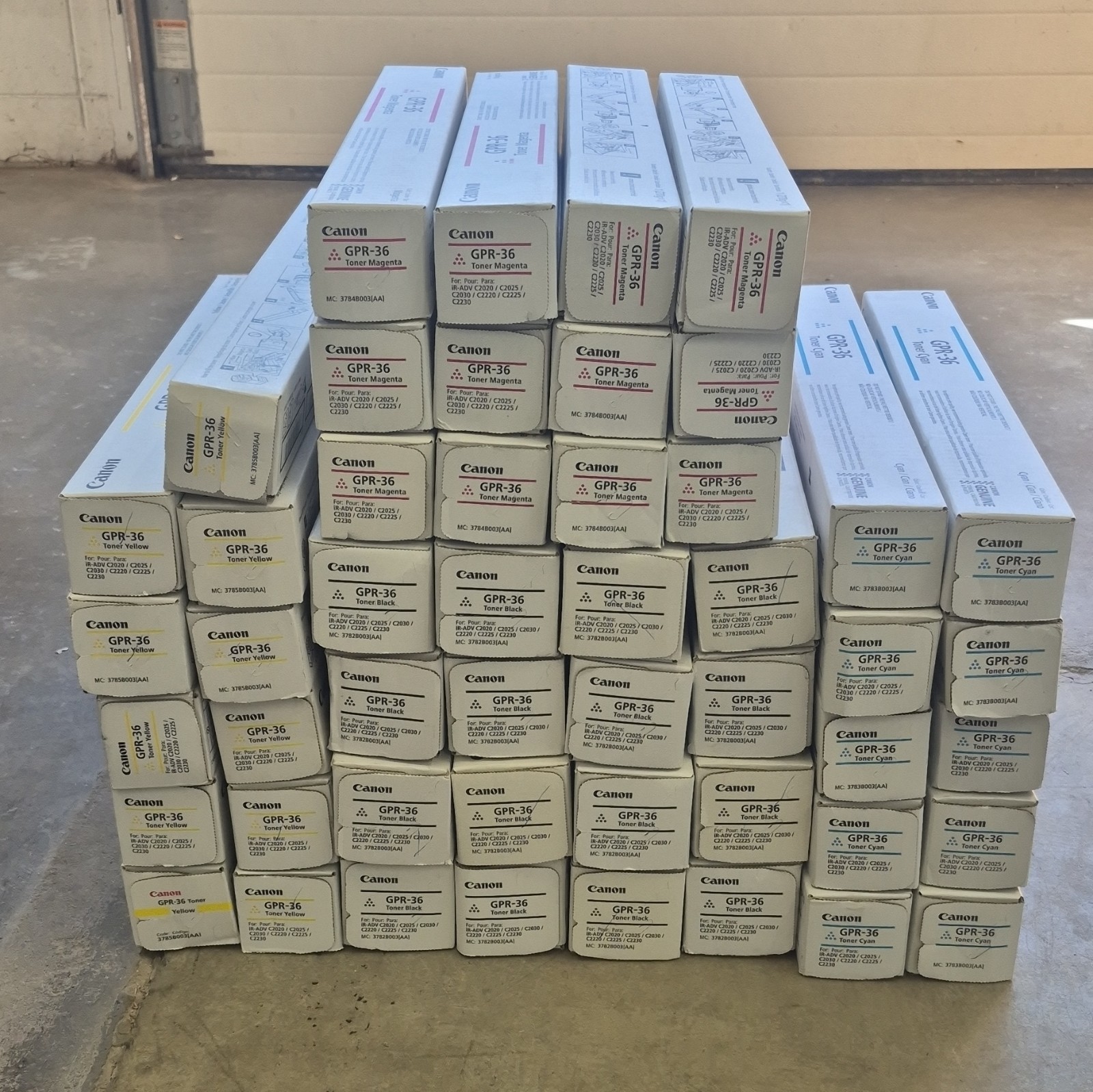 Lot of 49 New Canon GPR-36 toner cartridges
