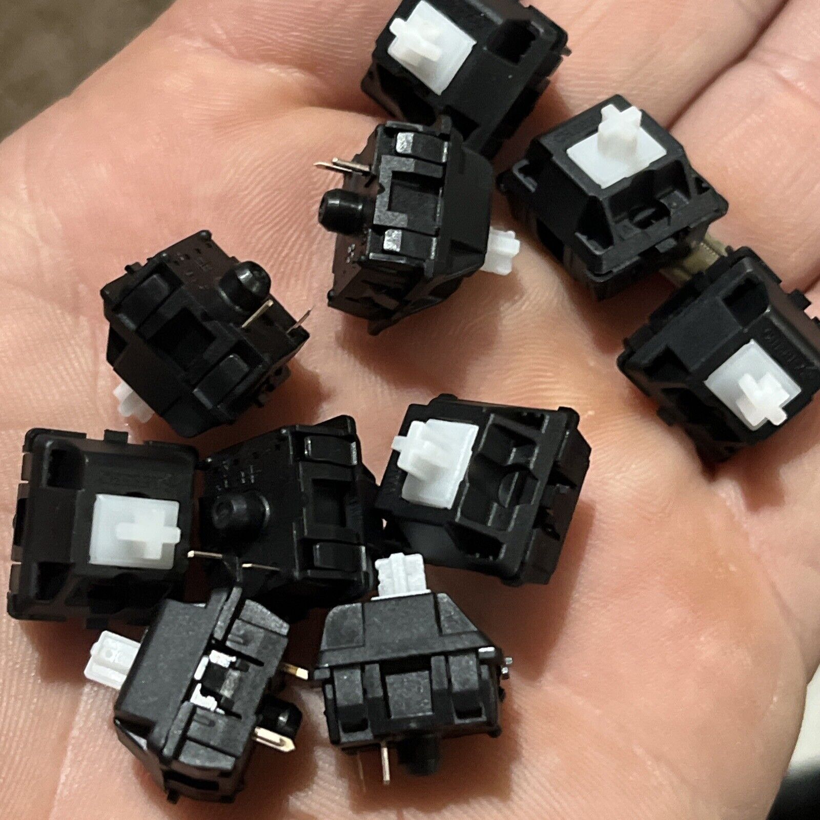 Lot 100 pcs Black  2 Pin Mechanical Switch  Switches Mx1a Keyboards Replacement