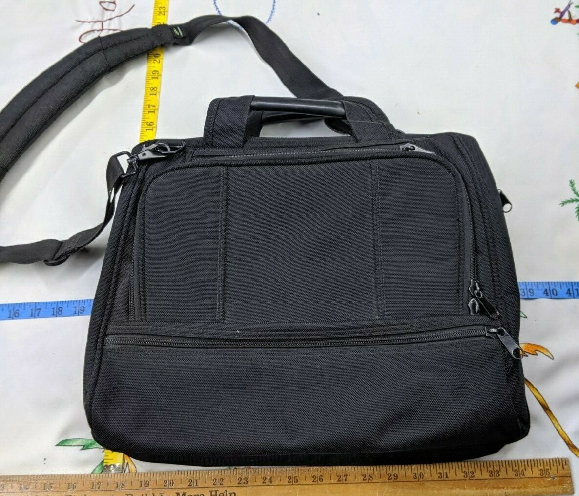 Brenthaven I Black Nylon Laptop Shoulder Case Bag - up to 15.6" laptops