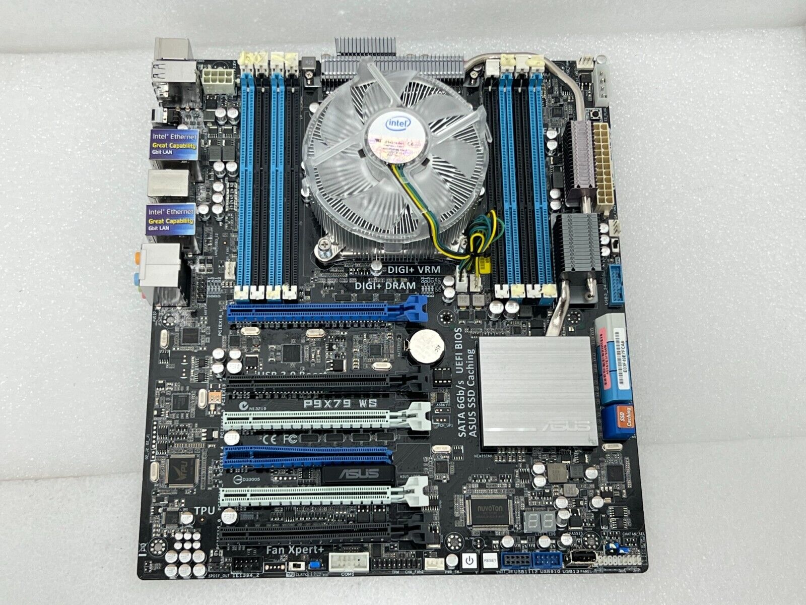 ASUS P9X79-WS LGA 2011 Intel X79 DDR3 ATX W Cooling Fan