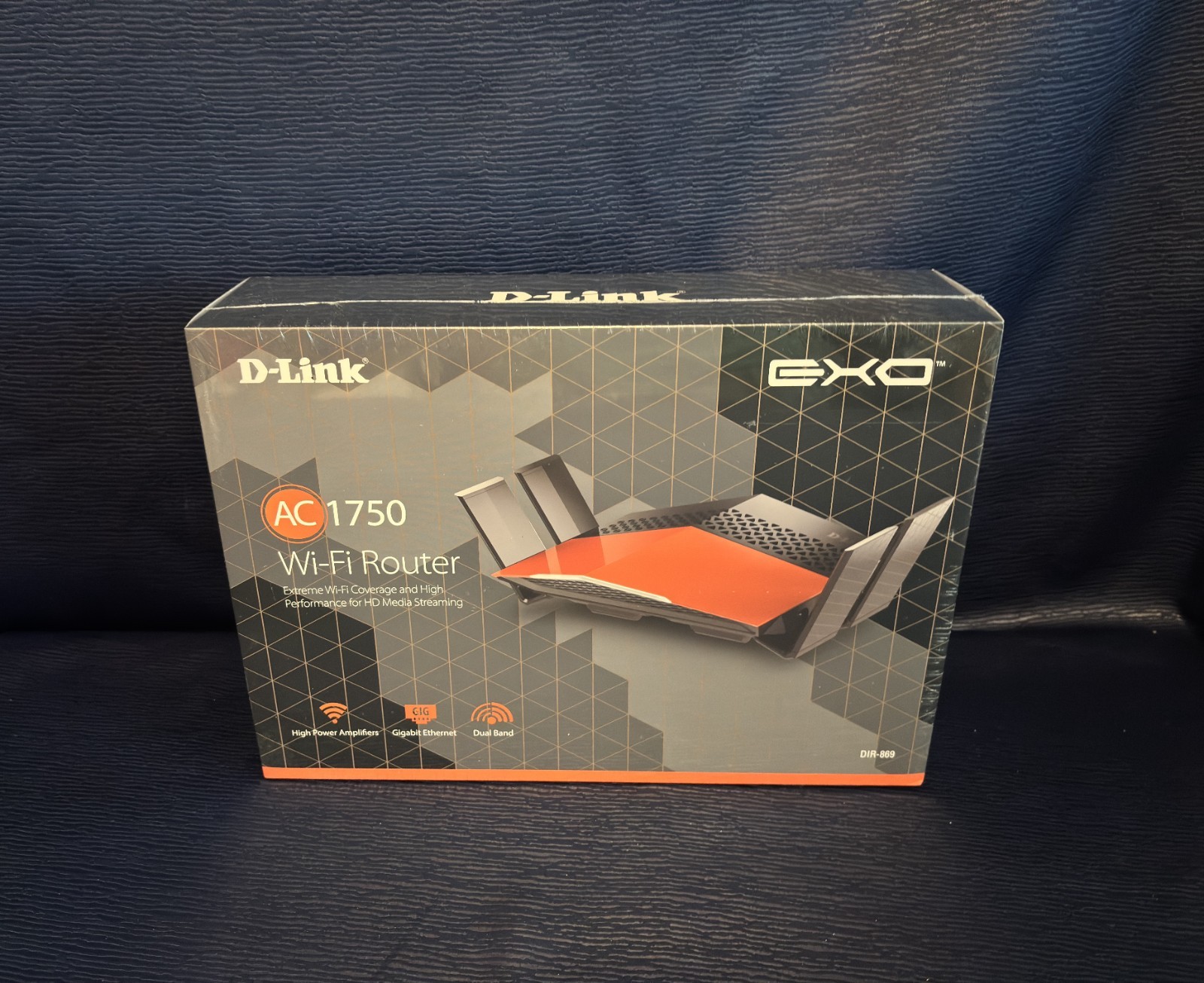 UNOPENED - D-Link EXO AC1750 Dual-Band Wi-Fi Wireless Router (DIR-869)
