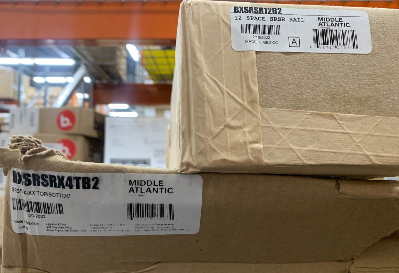 Middle Atlantic BXSRSRX4TB2 (SRSR X Top/Bottom) with BXSRSR12R2 (12SP SRSR Rail)