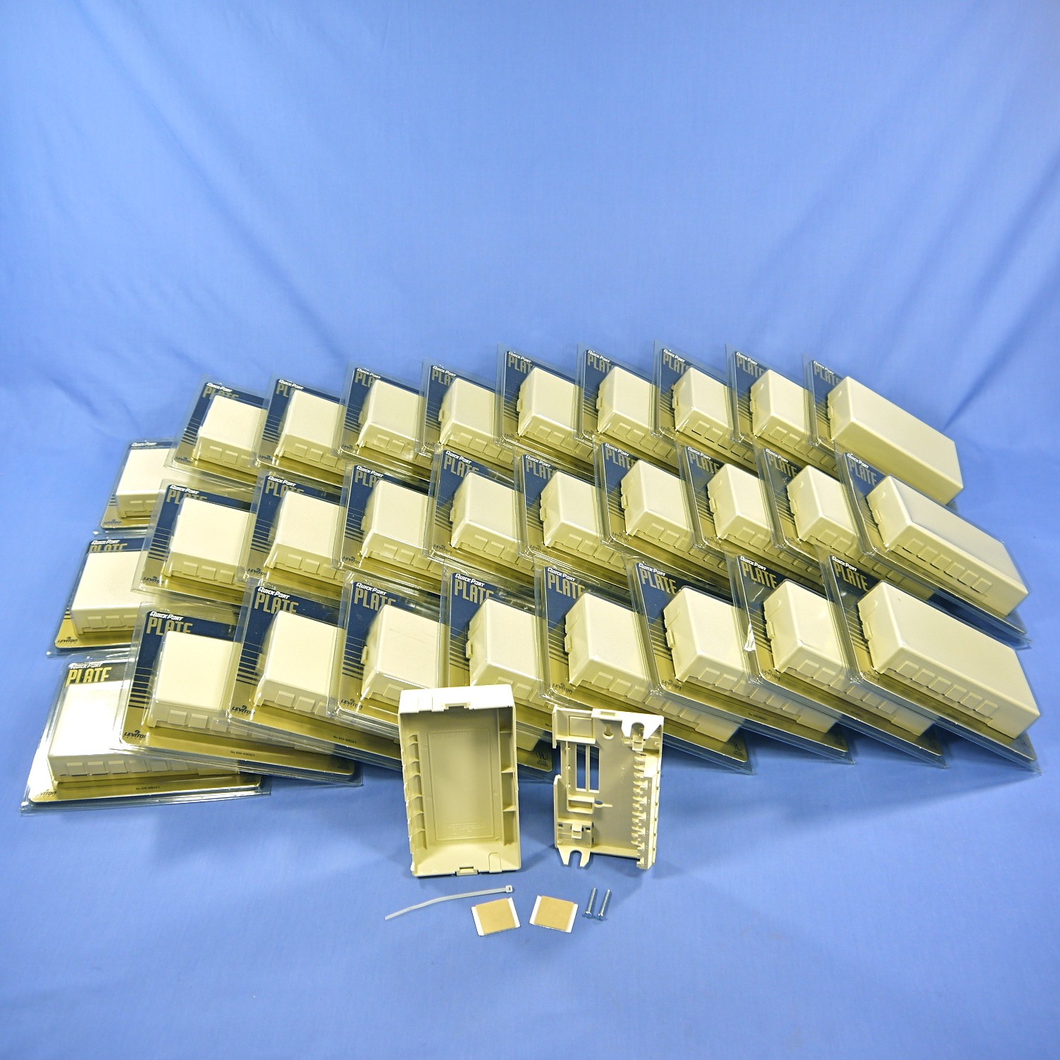 30 Leviton 6-Port Ivory Surface Mount Quickport Wallplate Module Boxes 40826-I