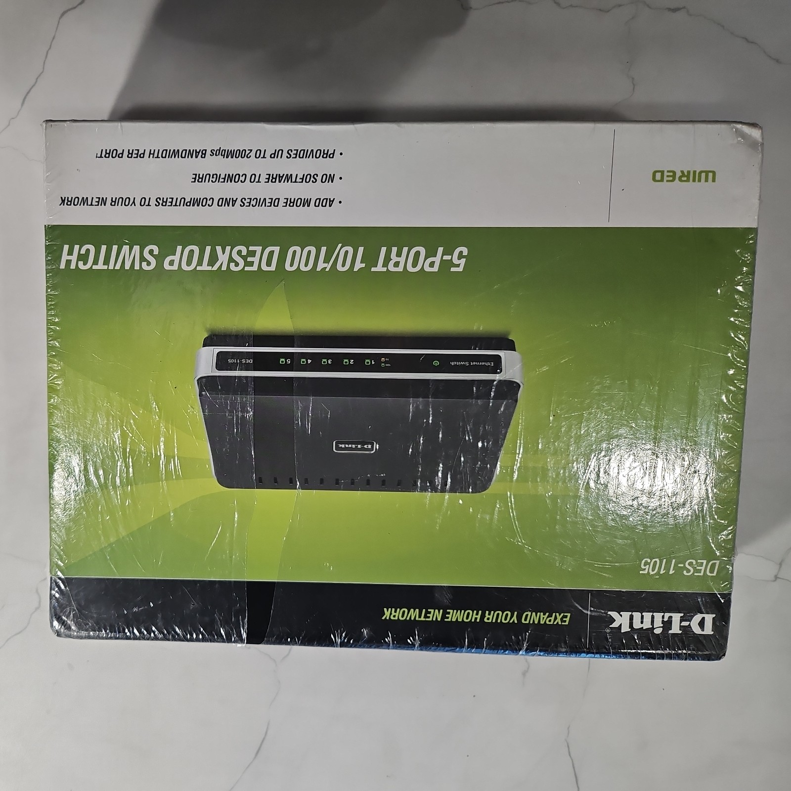 D-Link  DES (DES1105) 5-Port 10/100 Desktop External Switch Factory Sealed NIB