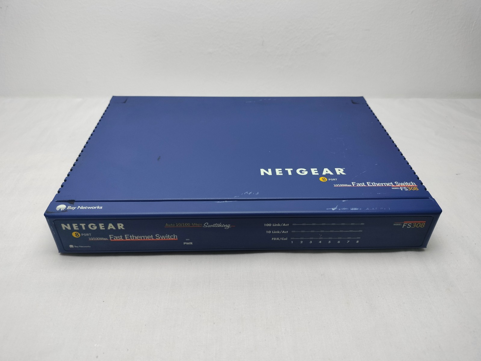 Netgear Bay Networks FS308 10/100Mbps Fast Ethernet Switch AC100-240V