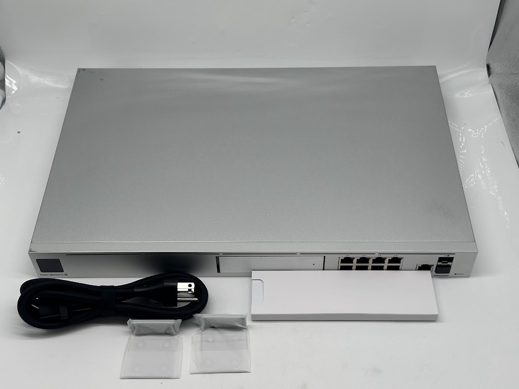 Ubiquiti UniFi Dream Machine Special Edition (UDM-SE)