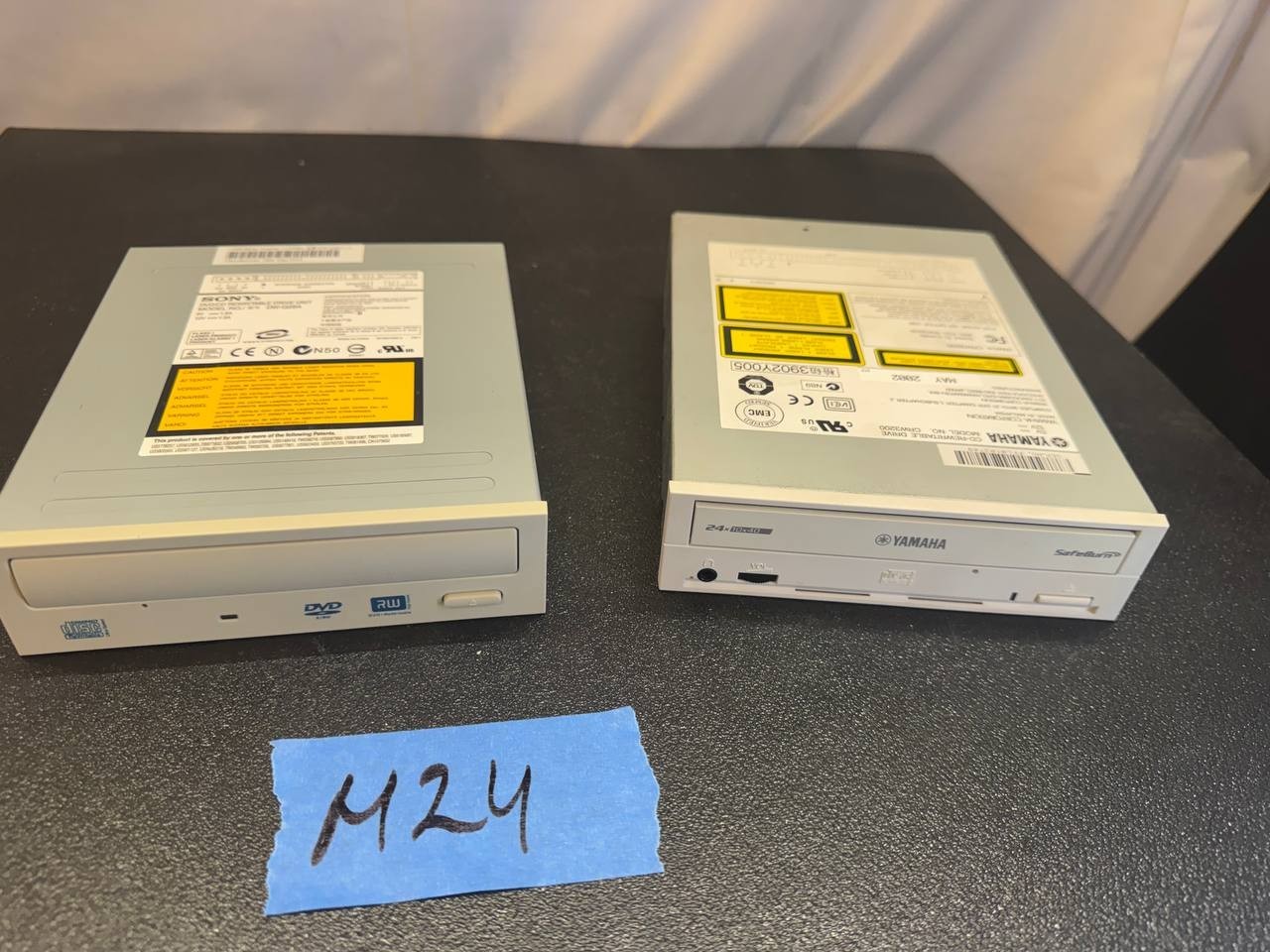 Vintage Yamaha CRW-F1 (CRW-3200 series) CD-RW + Sony DW-Q28A DVD±RW Drive