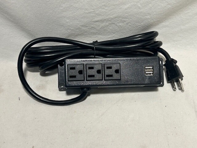 Desk Power Strip with 2 USB Charging Ports & 3 Outlets  – FAST SHIPPING