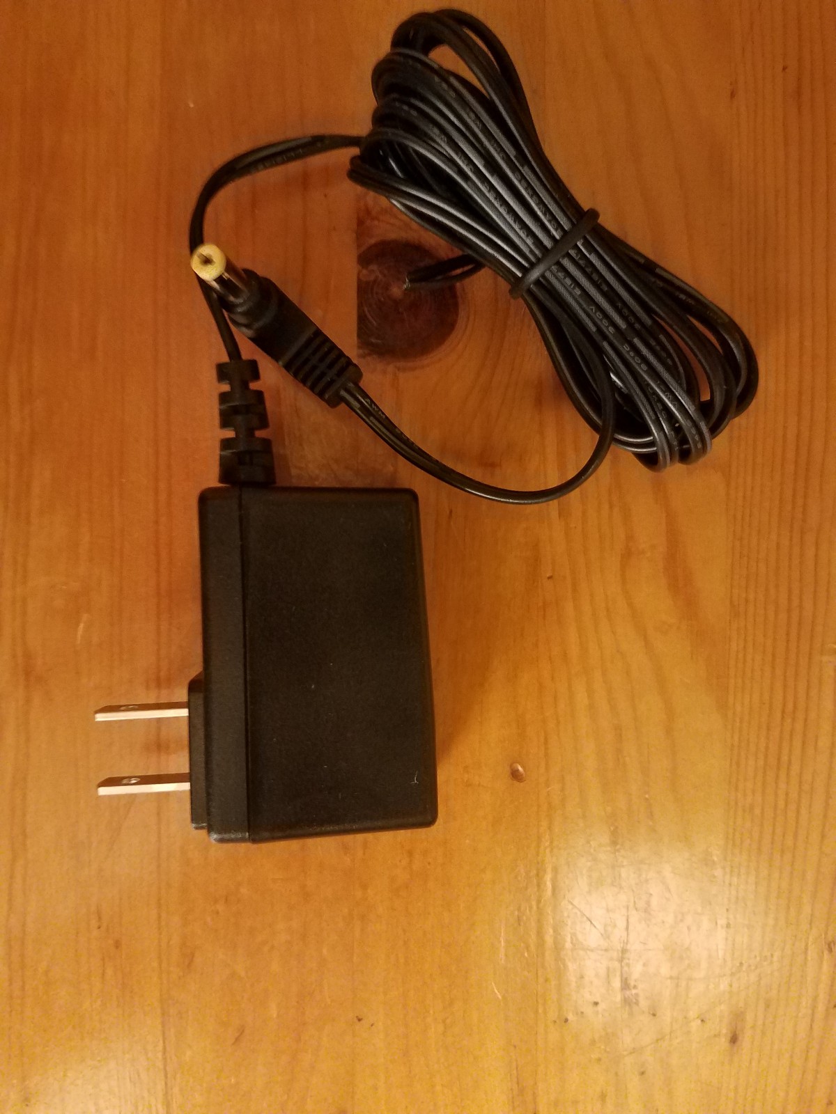 Genuine D-Link AF1205-B AC Adapter 100-120V Output 5.0V 2.0A