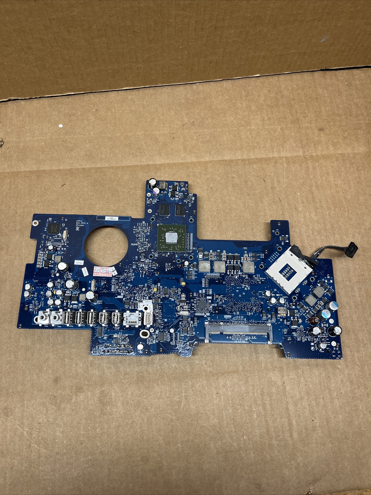 Apple 20" iMac A1207 Intel Core 2 Duo Logic Board 820-2031-A 128MB VRAM Tested W