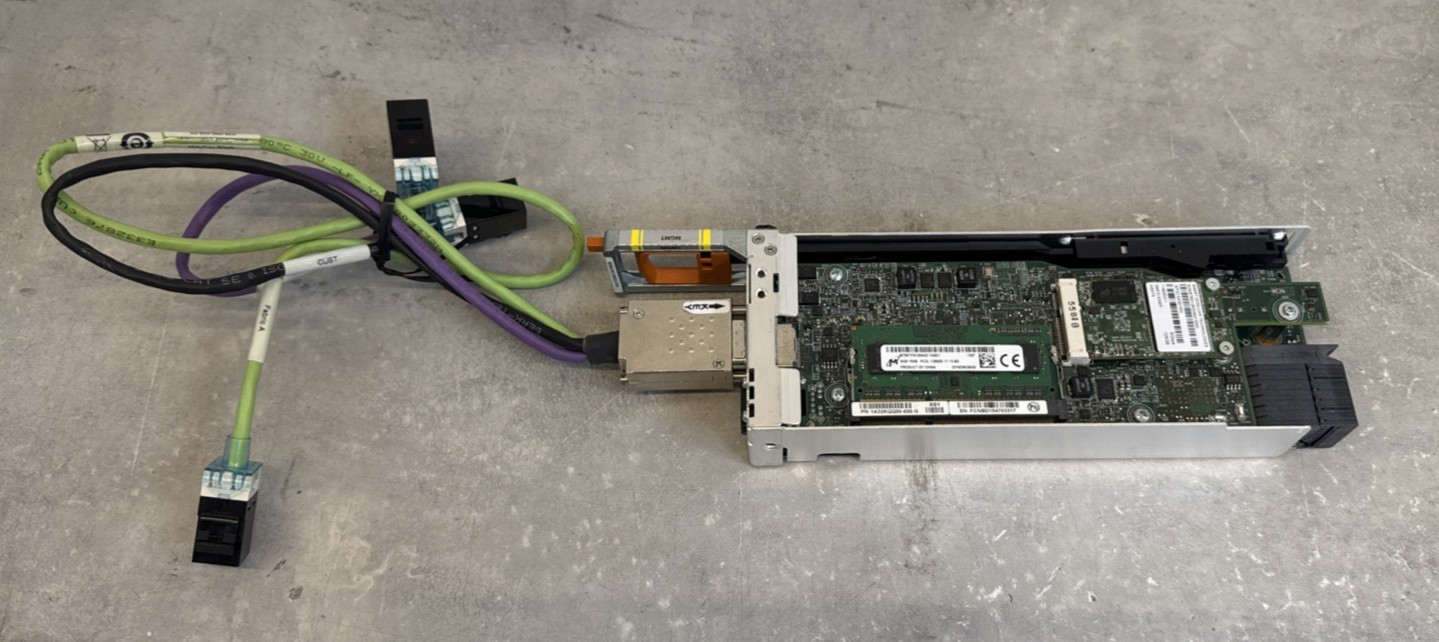 EMC 100-564-195-04 VPLEX VS6 Management Module 4GB RAM 128GB SSD