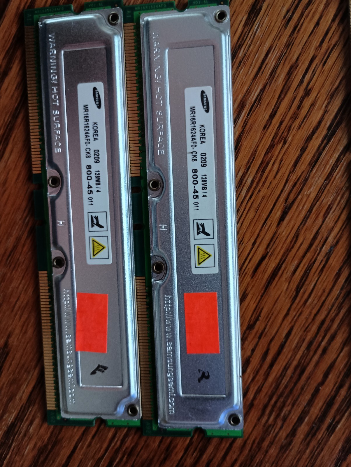 LOT OF 2 Samsung 2 x 128MB (256MB) RDRAM RIMM Memory - MR16R1624AF0-CK8
