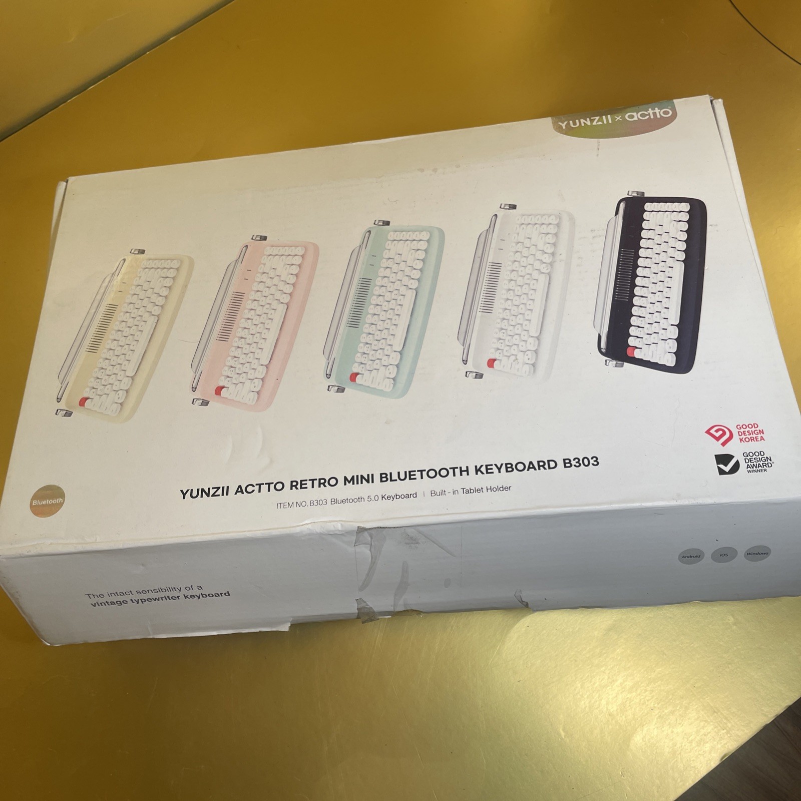YUNZII × ACTTO B307 B309 Retro 2 Mini Bluetooth Keyboard - Ivory | Extra Keys