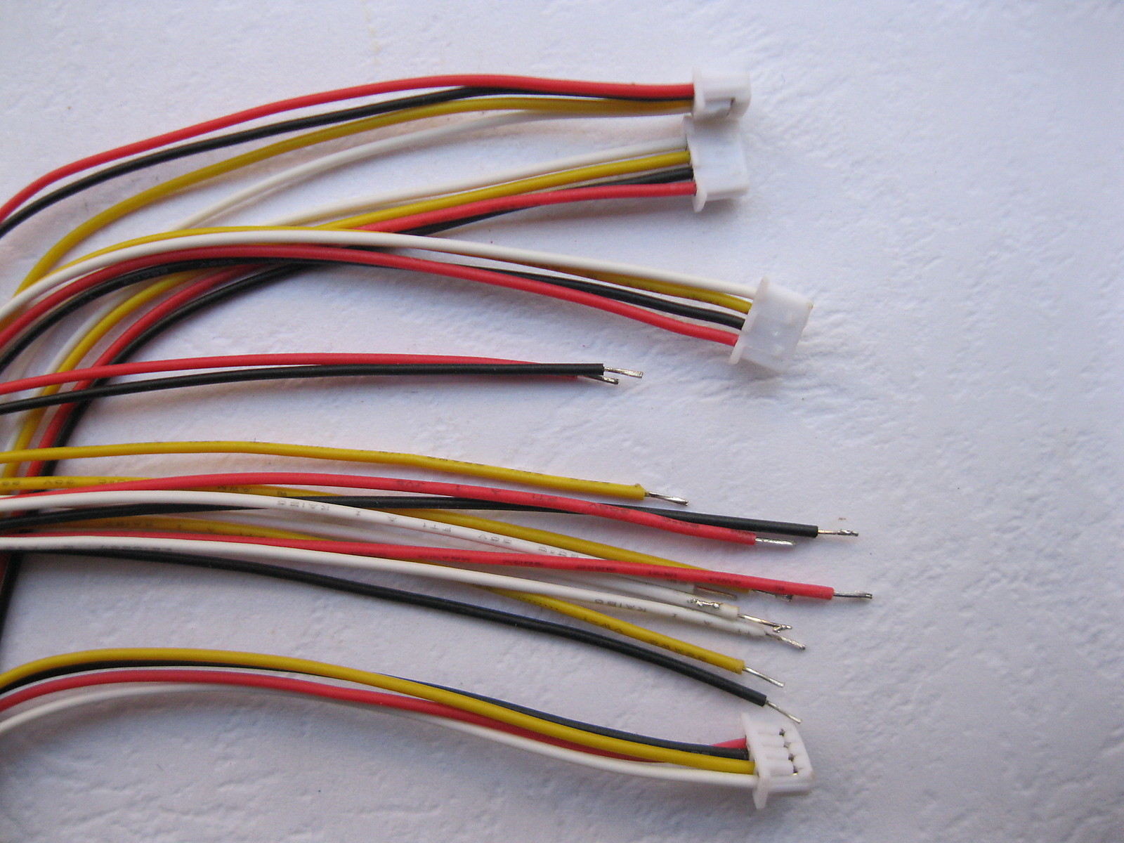 50 pcs Pitch 1.25mm 4 Pin Polarized Connector with 28AWG 15cm Leads Cable New