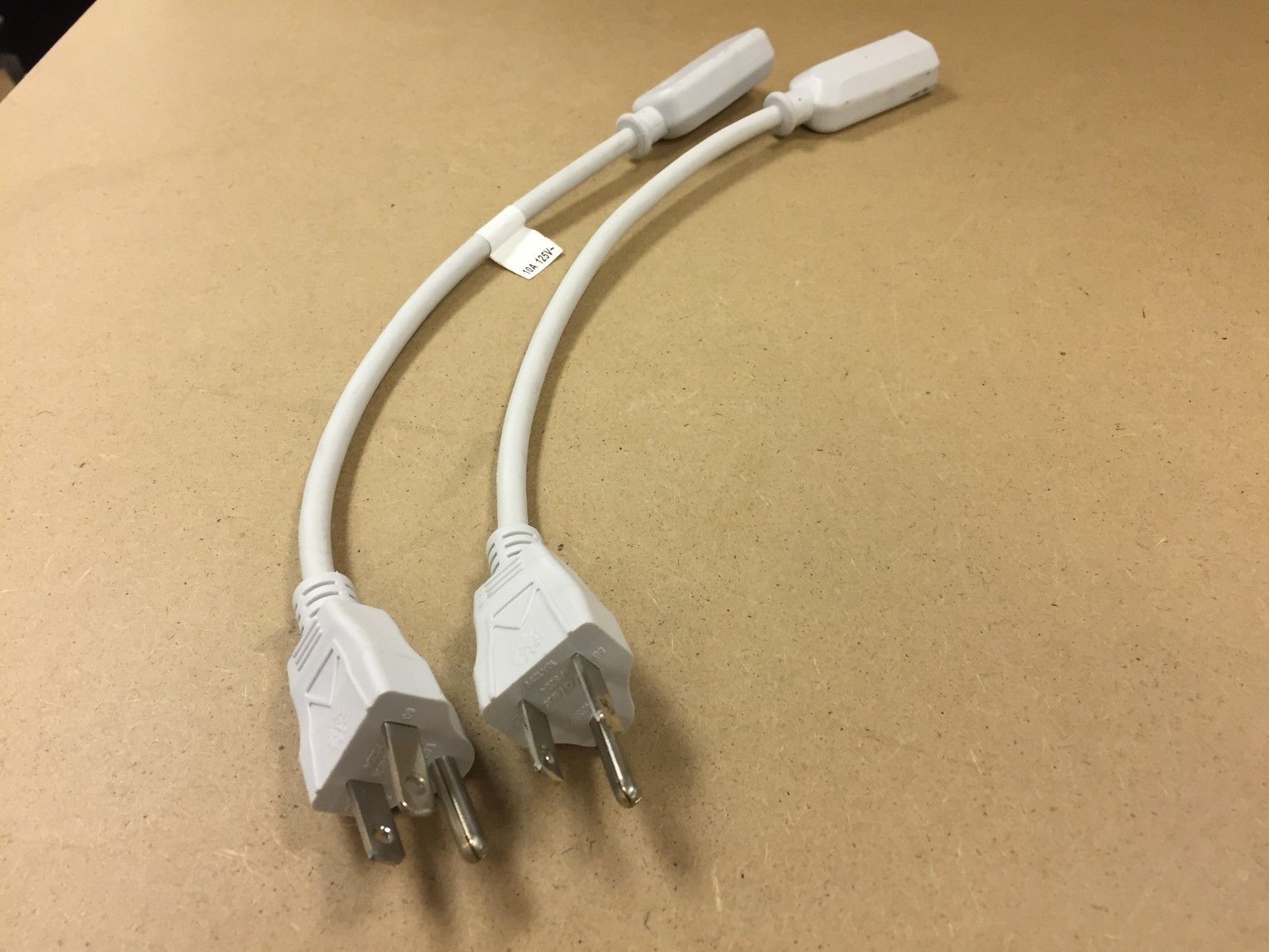 Apple Genuine Volex 3-Prong 12" 1' Power Cord 120V 10A APC13SM E62405SP Lot of 2