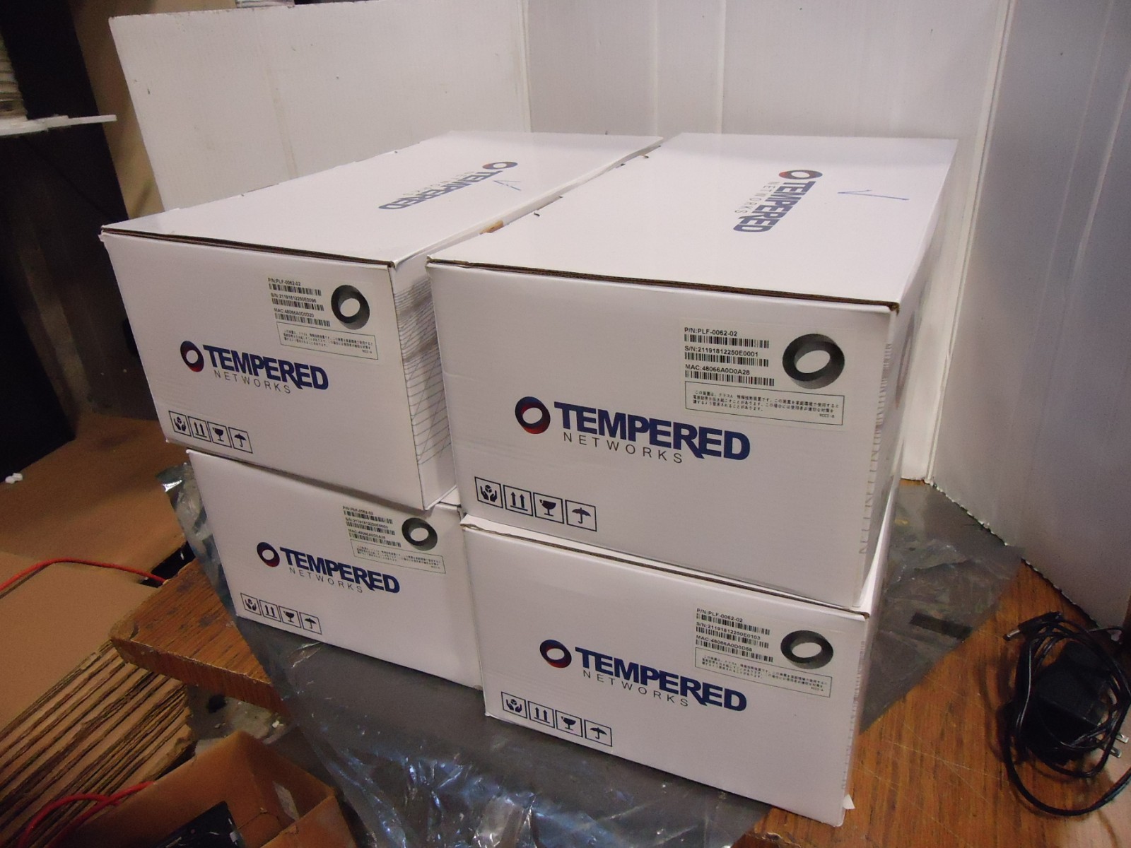 Lot of 4 New Tempered Networks HIPSwitch-250E PLF-0062-02 Networking Appliances