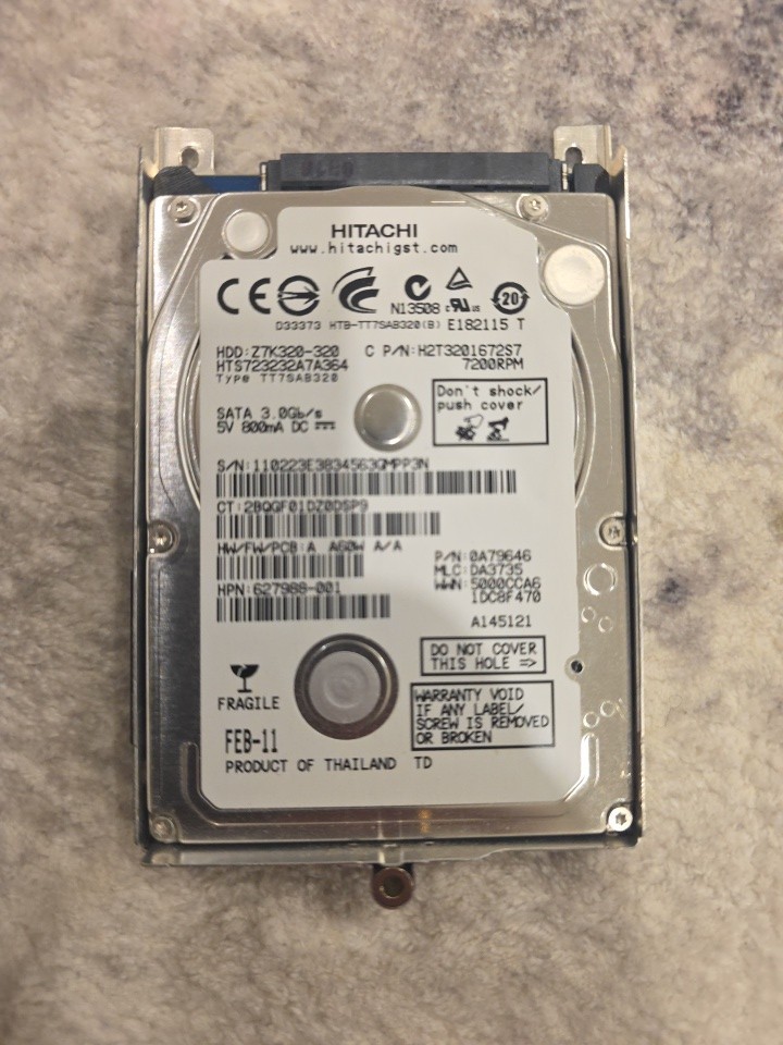 Hitachi (HTS725025A9A364)