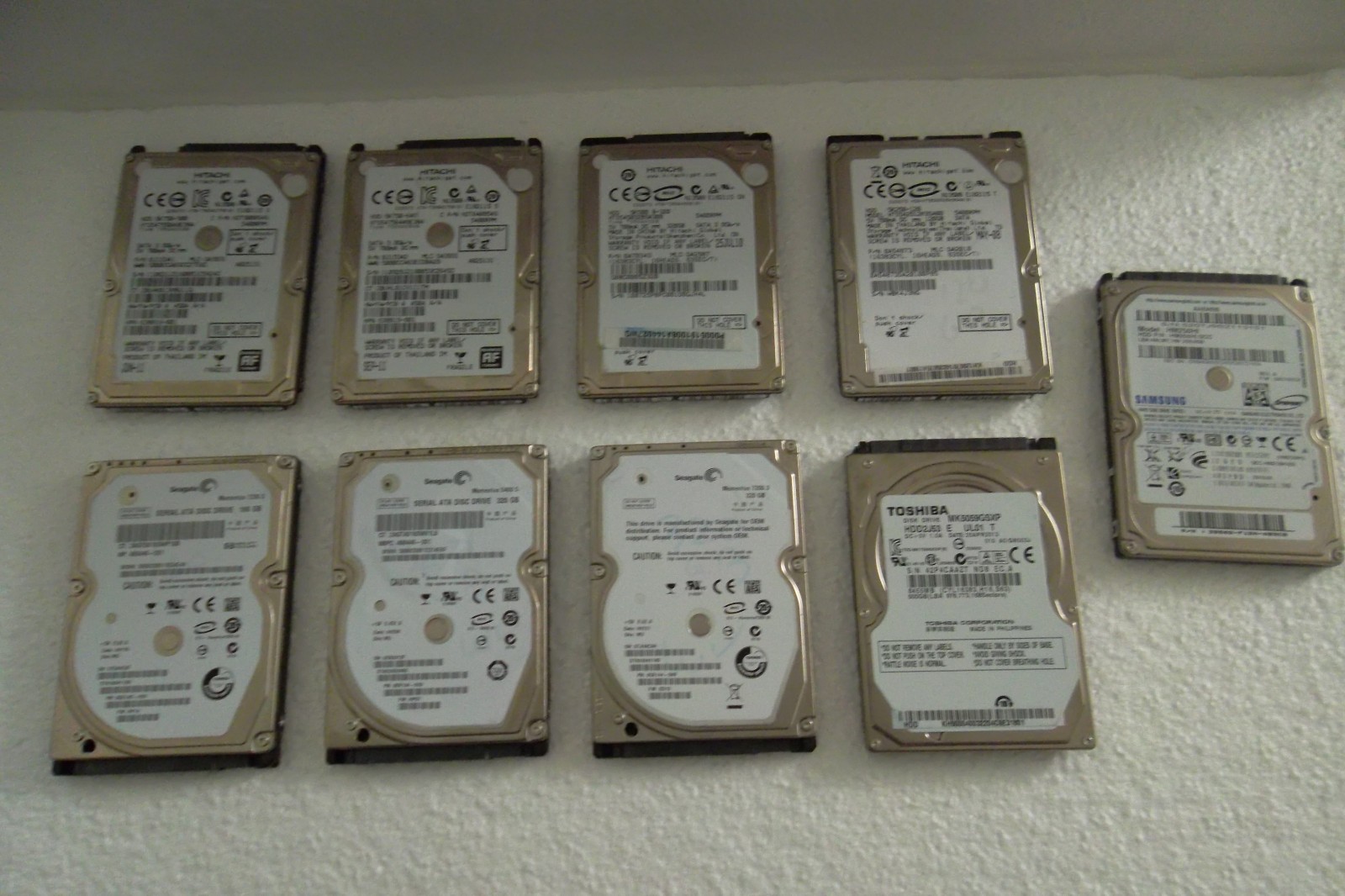 LOT of 9 Laptop 2.5" SATA Hard Drives 120GB to 640GB  Samsung Hitachi Seagate