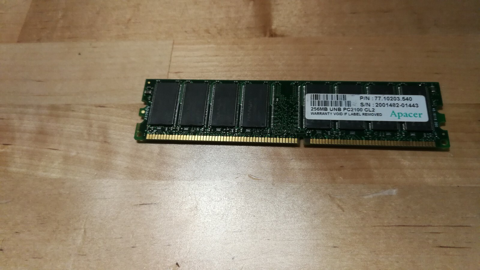 256 MB DDR-RAM PC-2100U non-ECC CL2   'Apacer P/N:77.10203.540' 